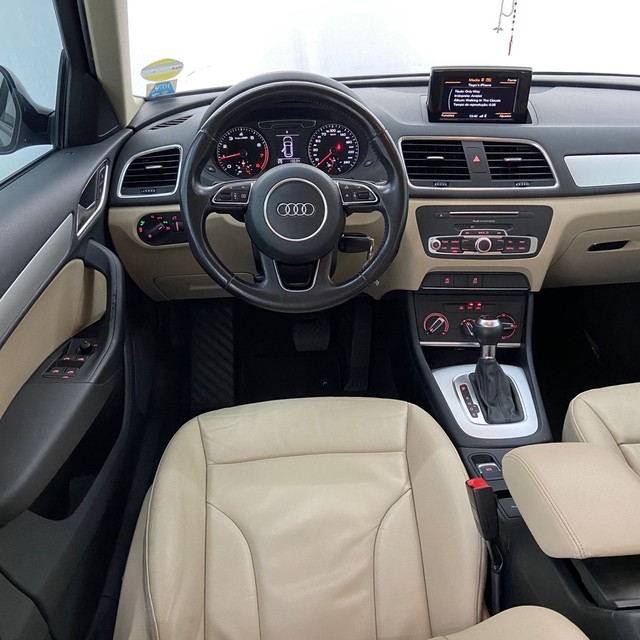 Audi Q3 Attraction 1.4 TFSI 2017  - Foto 8