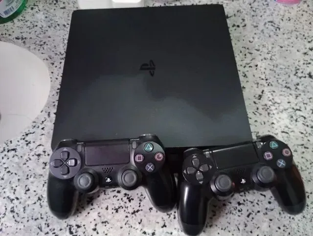 Console playstation 4 pro 1tb