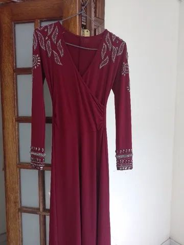 Vestido longo best sale bordado com pedras