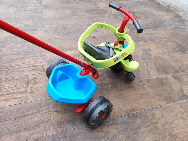 Triciclo Infantil Bandeirante Smart Plus - Vermelho+Verde