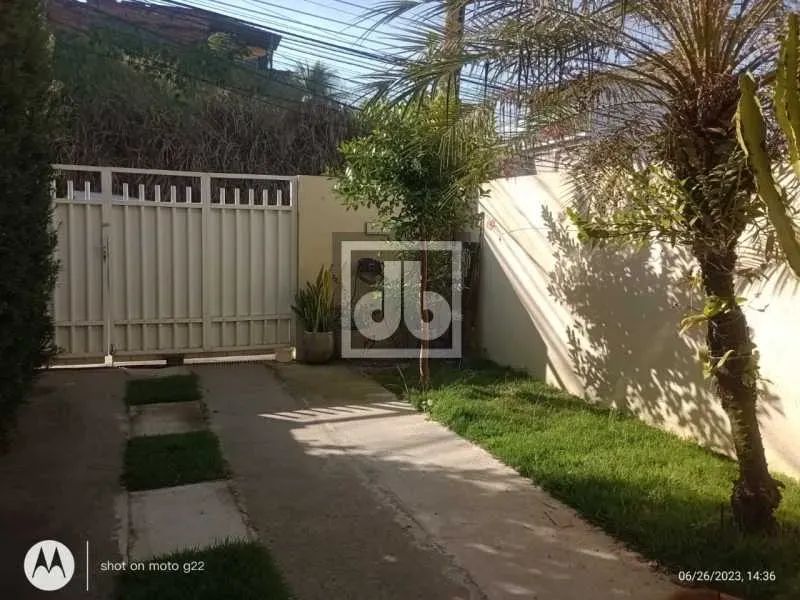 Magnífica casa duplex- venda- varanda- 3 quartos com 1 suíte- área interna e externa com q