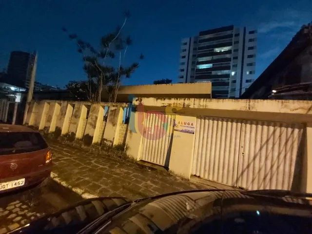 Alugo Excelente Casa para Fins Comerciais