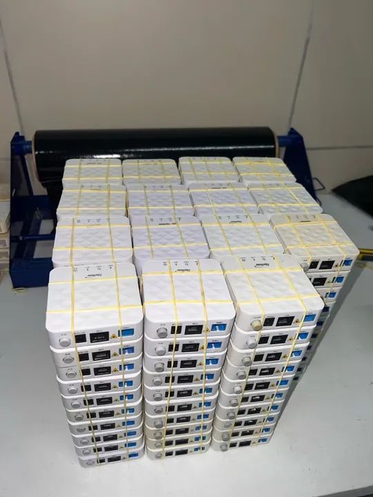 ONU FIBERHOME GPON PORTA GIGA LOTE 50 UNIDADES C/FONTES - Foto 3