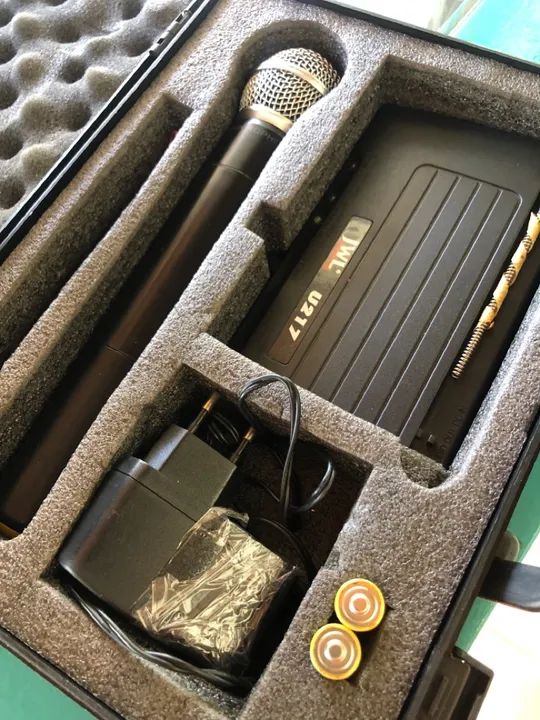 Kit Microfone Profissional Sem Fio De Mão Longo Alcance  - Foto 3