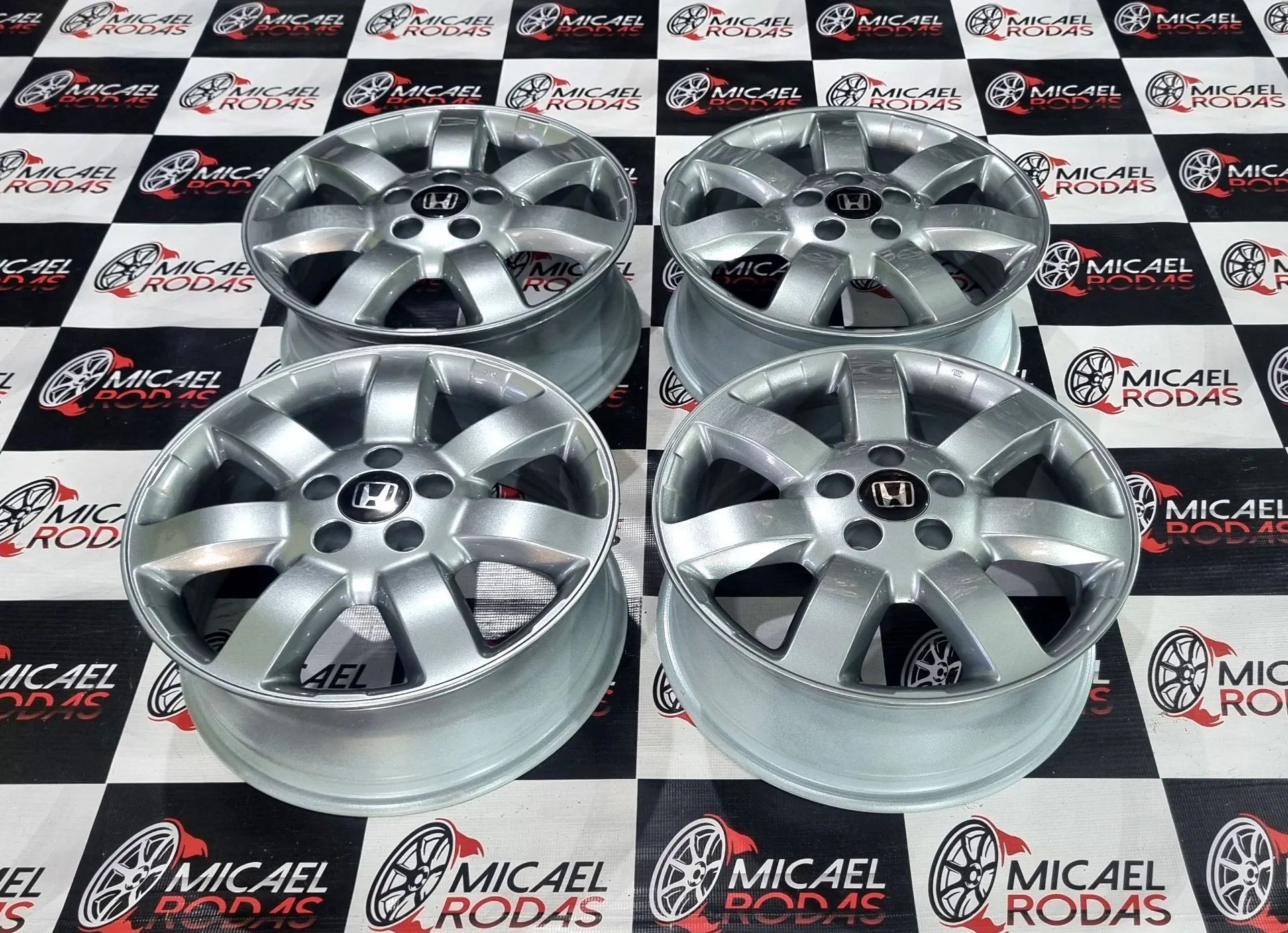 Jogo de rodas aro 17" Honda CR-V CRV 5x114 + Pintura Nova  - Foto 9