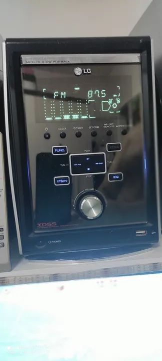 Micro Hi-Fi System LG  - Foto 2