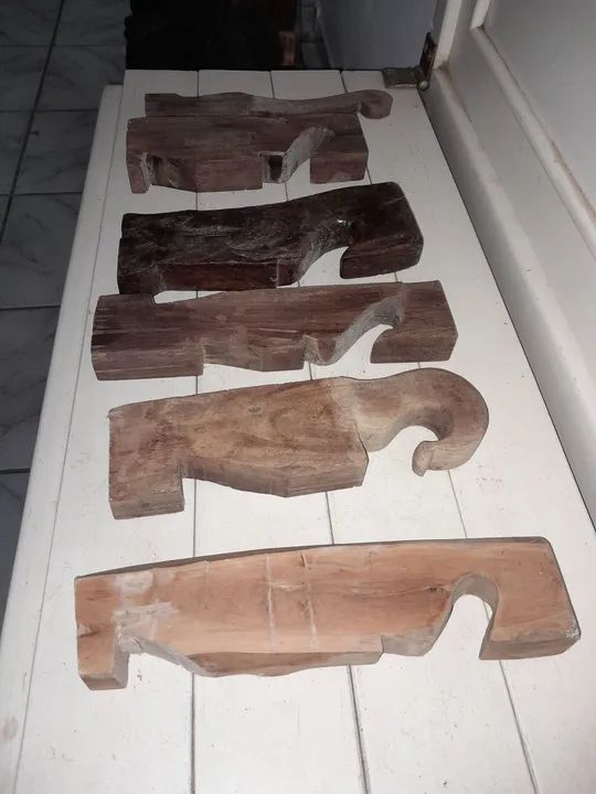 Armadores antigos de madeira de época  - Foto 4