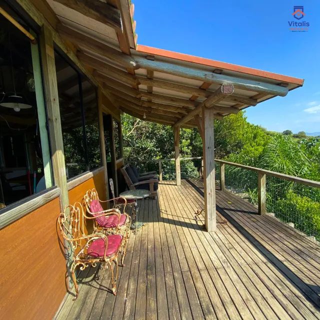 Área de 3.418,78m² localizado na Praia do Rosa - Foto 2