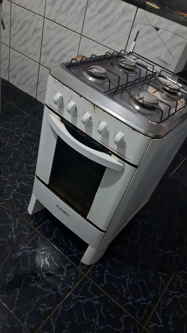 Fogao esmaltec 4 bocas - Foto 5