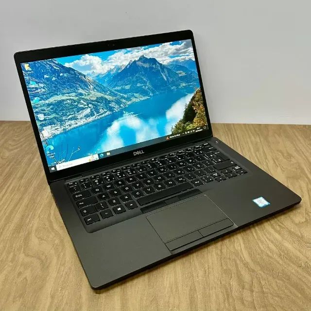 Notebook Dell Turbinado - Intel Core i7 8th /8gb ram / 256gb SSD / Tec. retroiluminado
