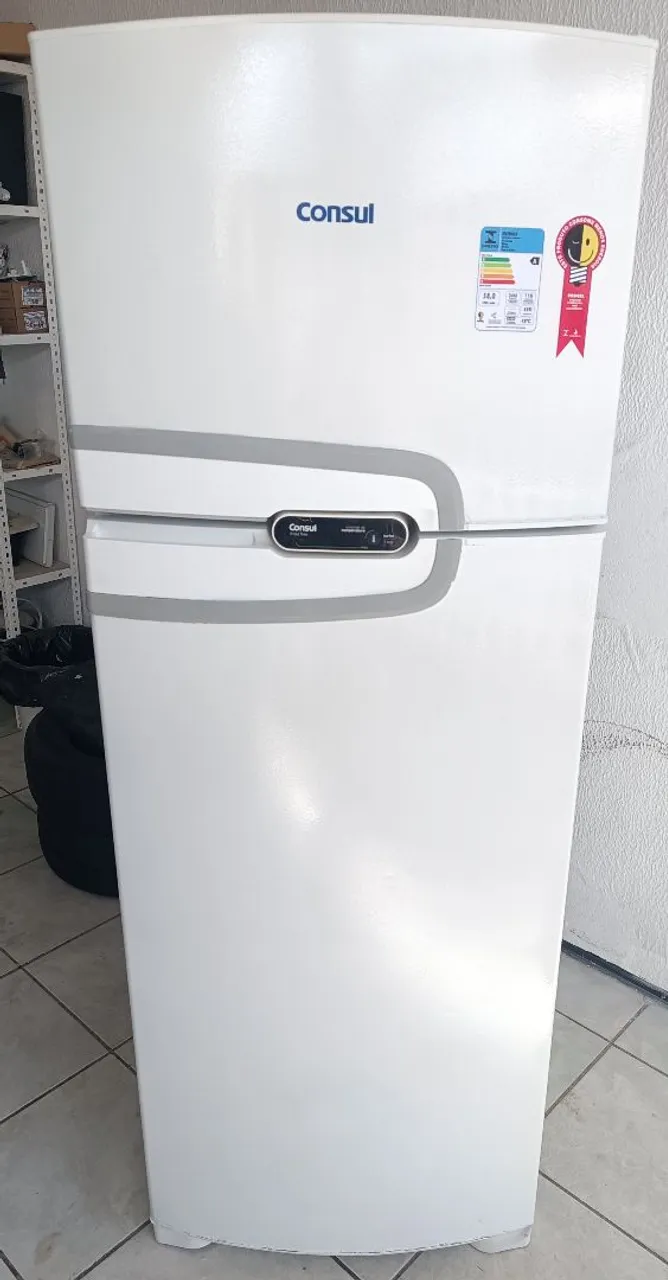 Geladeira Consul duplex Frosfrre muito bem conservada!