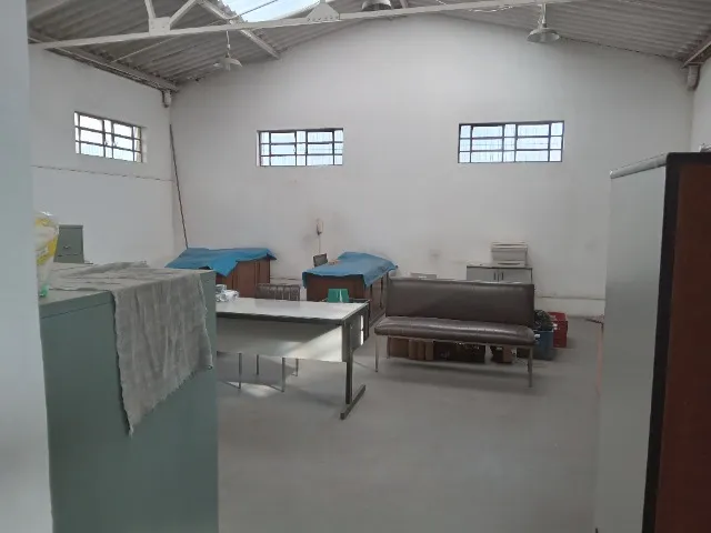 Locação de galpão 500 m2 com escritório zona leste SP