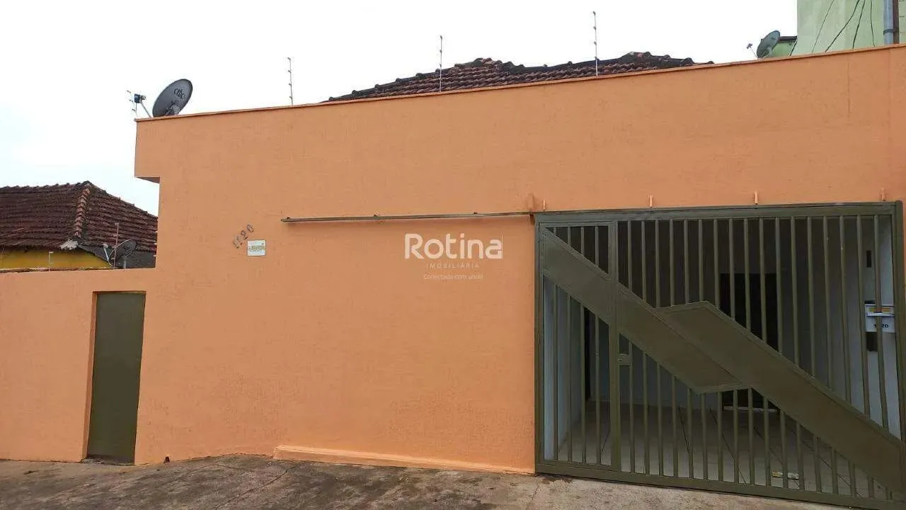 Casa para alugar, 3 quartos, Martins - Uberlândia/MG - Rotina Imobiliária