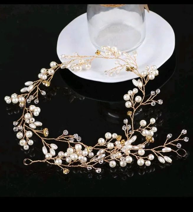 Tiara de noiva com pérolas e cristais - Foto 3