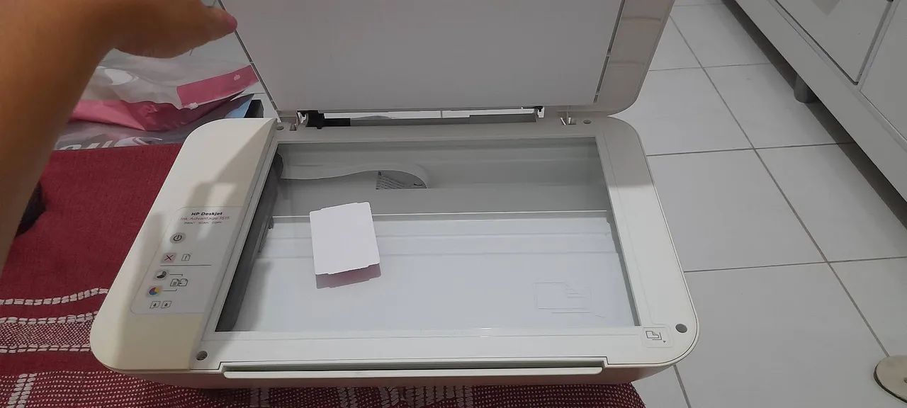 Impressora HP Deskjet Ink Advantage 1515 - Foto 2