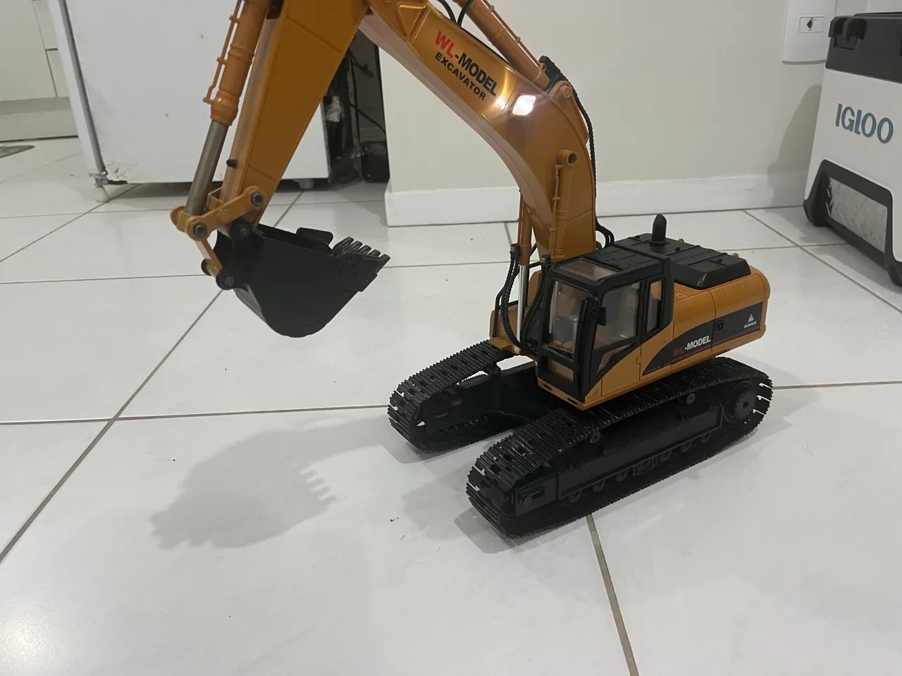 Escavadeira controle remoto  - Foto 3