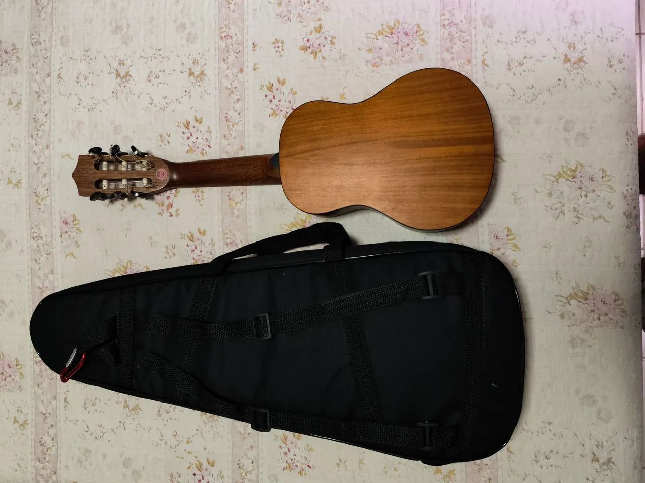 Guitalele Violão pequeno. - Foto 2