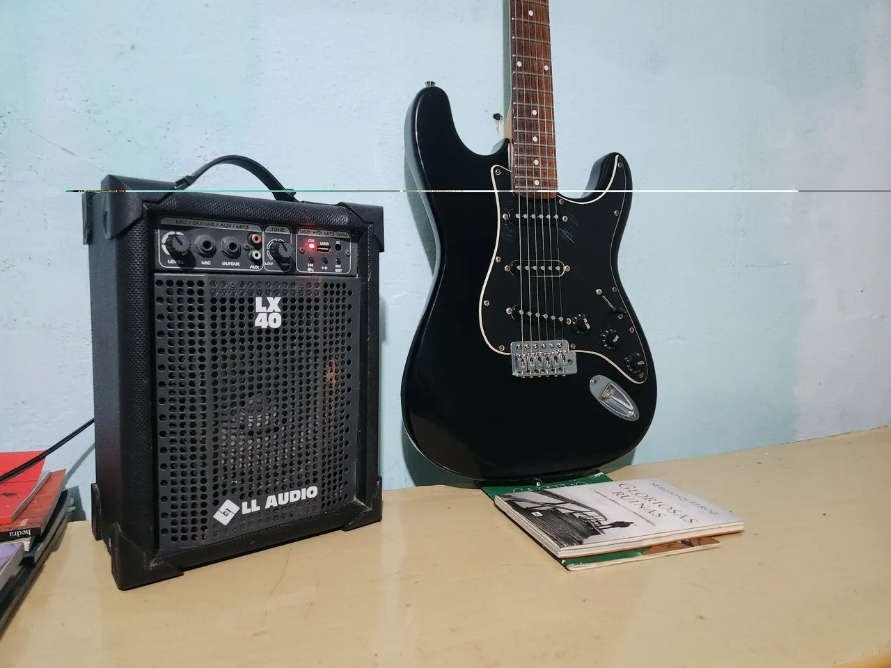 Guitarra Condor mas caixa