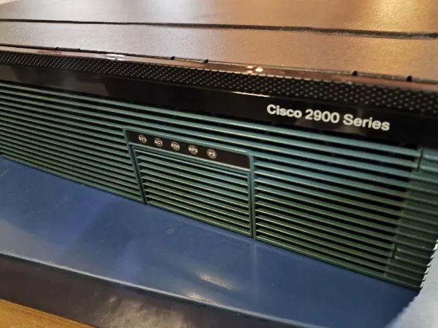 Cisco 2900 Series Router64374416442882120