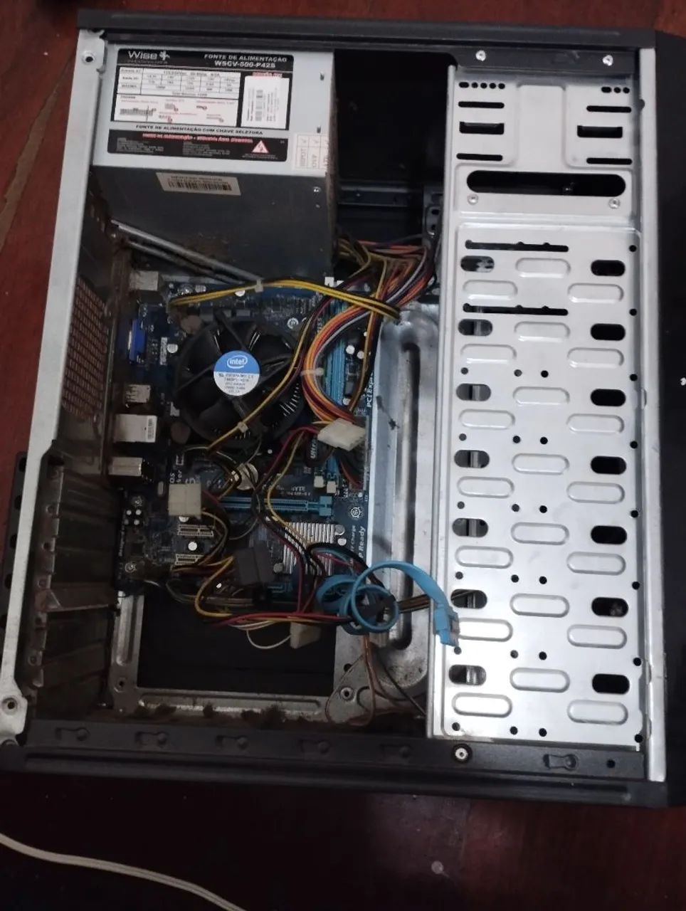 Gabinete PC Preto sem HD64286209833345123