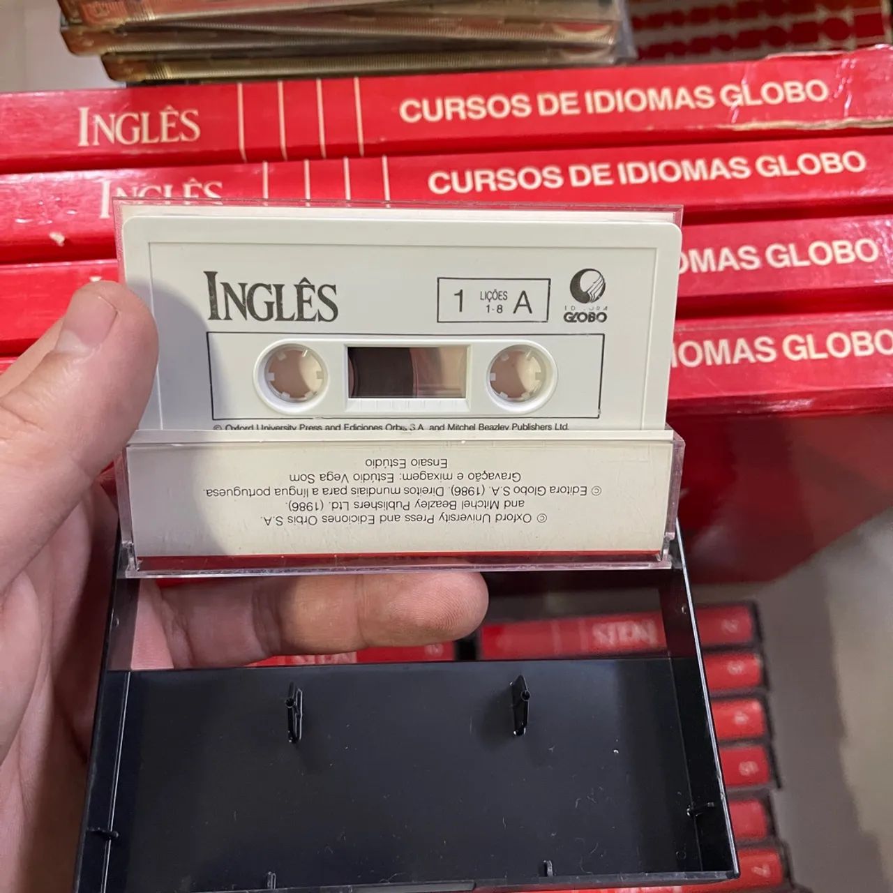 Curso de idiomas Globo inglês completo 4 volumes capa dura com fita k7 caixinha 20 volumes - Foto 6