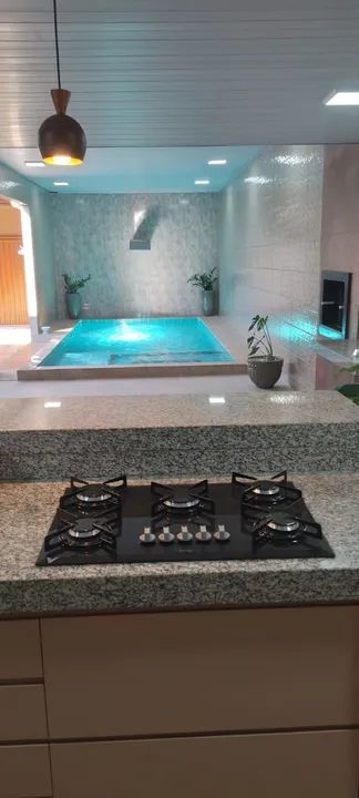 Sobrado mobiliado em Caldas Novas-GO, com piscina aquecida, área gourmet, capacidade 10 p  - Foto 2