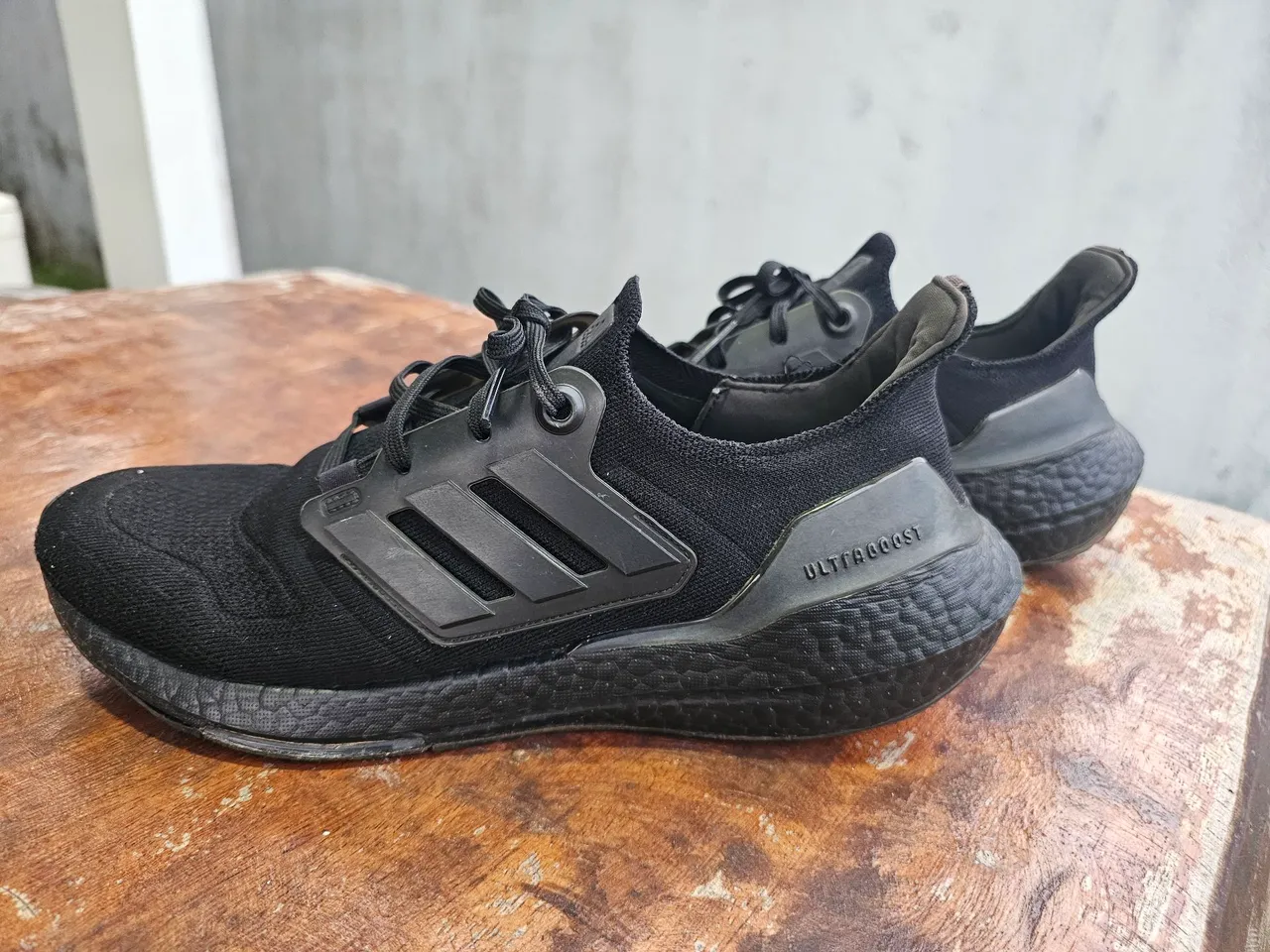 Tênis Adidas Ultraboost 22 - Preto