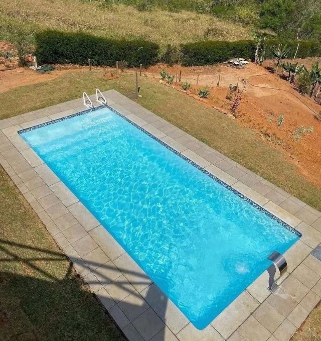 Piscina medida 9,0 x 4,0 x 1,40m - Instalada - Leia a descrição