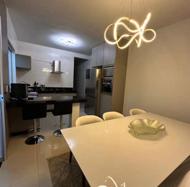 Casa com área de Lazer Plano Diretor Sul