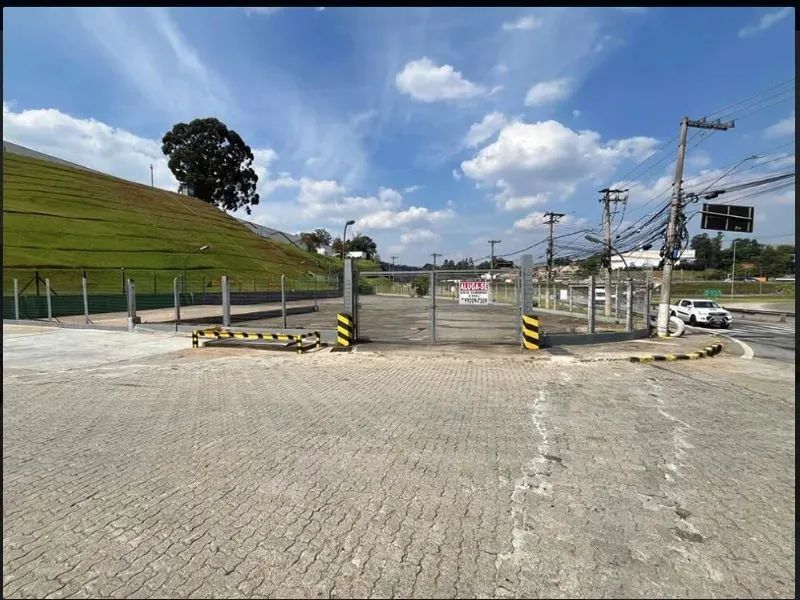 Terreno para aluguel com 2500 metros quadrados em Santa Fé - Osasco - SP