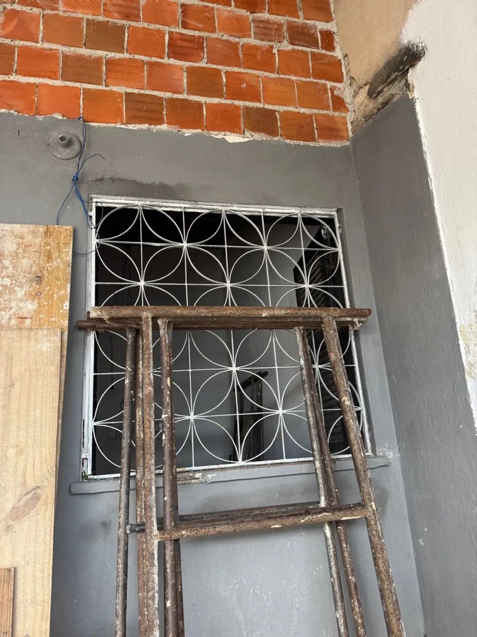 Vendo grades, portas e janelas. - Foto 2