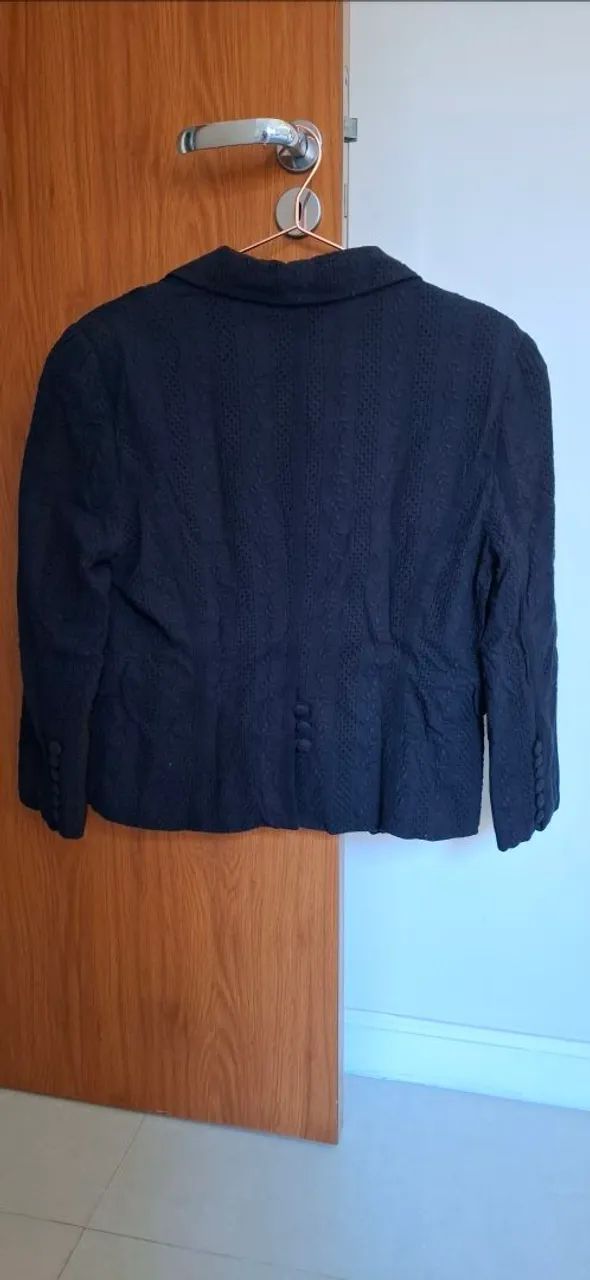 Blazer Preto Tamanho 42 - Foto 2