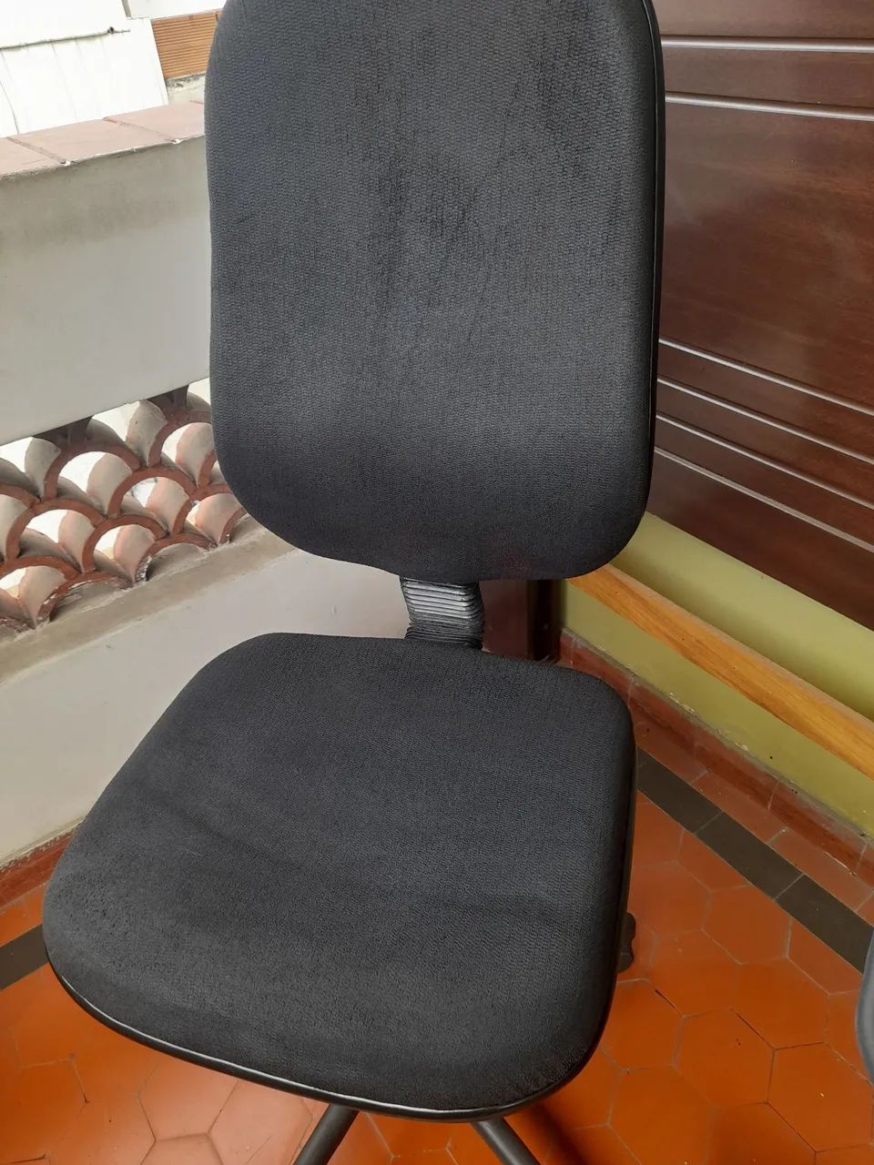 Cadeira de Escritório Ergonômica Preta - Foto 4