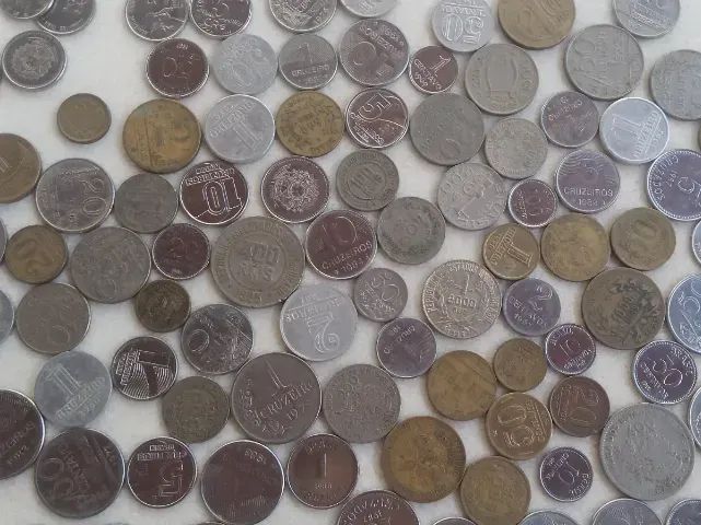 COLEÇÃO Com Mais De 115 Moedas Do Brasil - Sendo uma de Prata - Foto 5