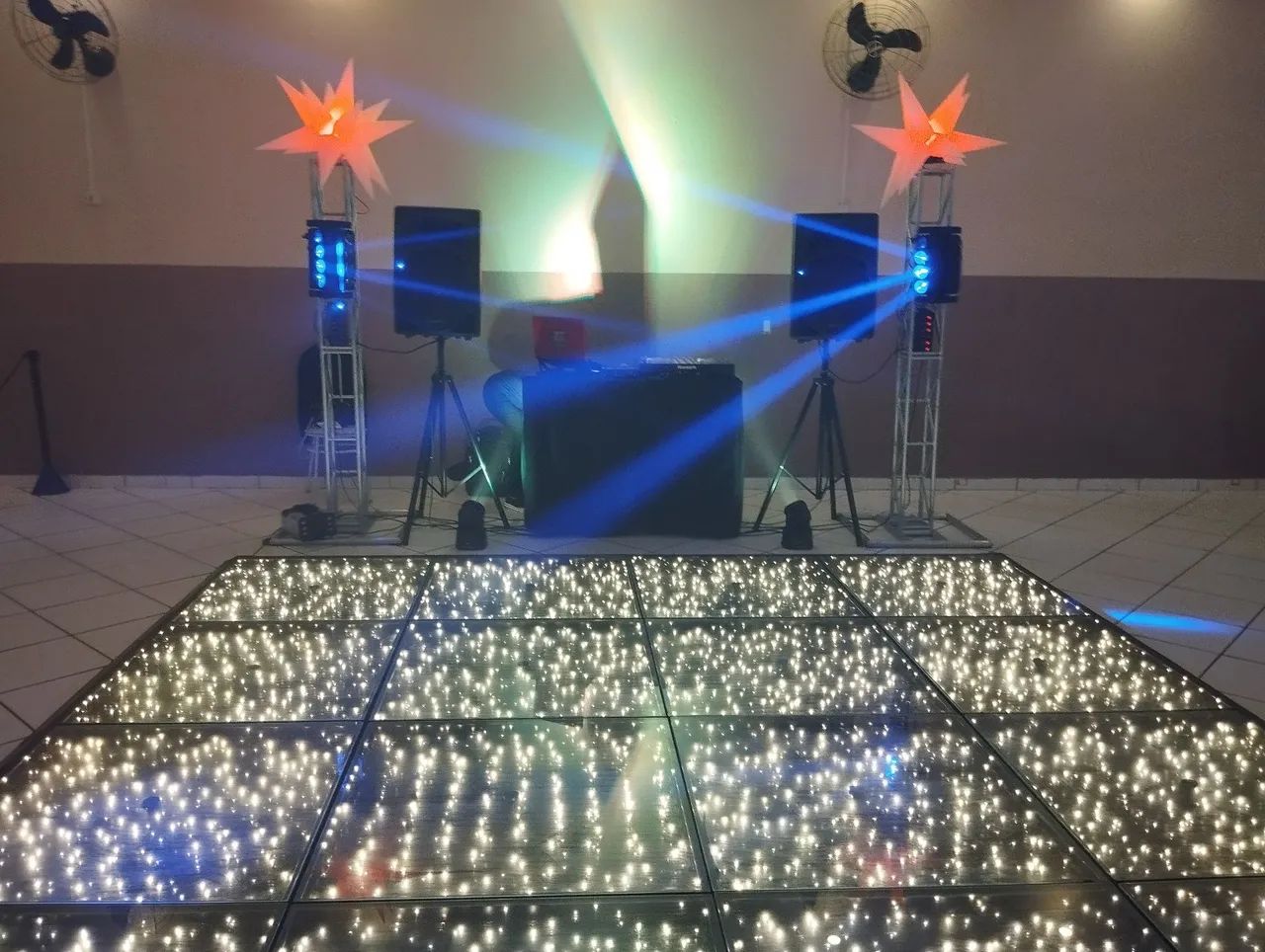 DJ Jair sua festa mais animada