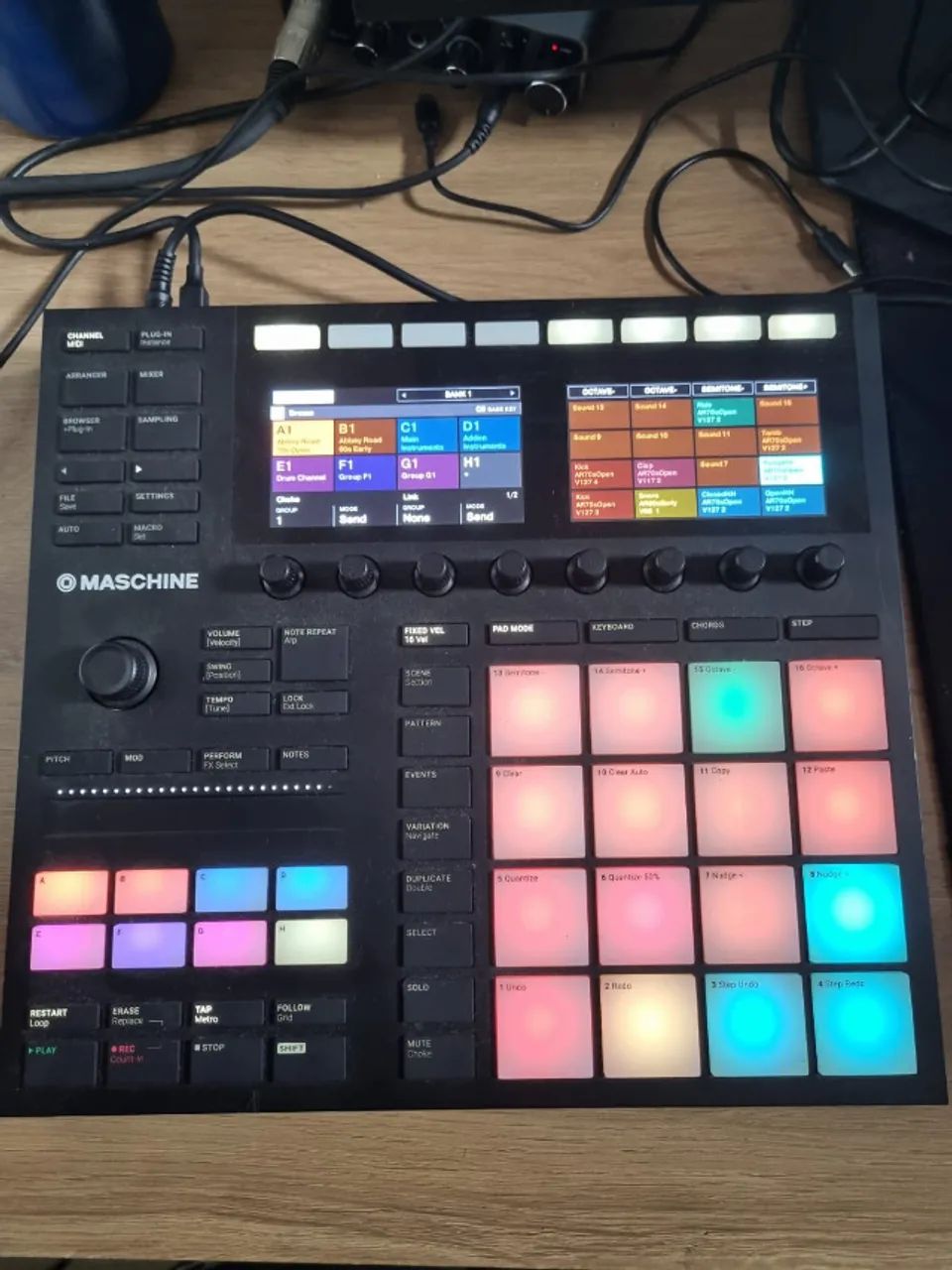 NI) Maschine Mikro mK3 本体とケーブル 【公式通販】