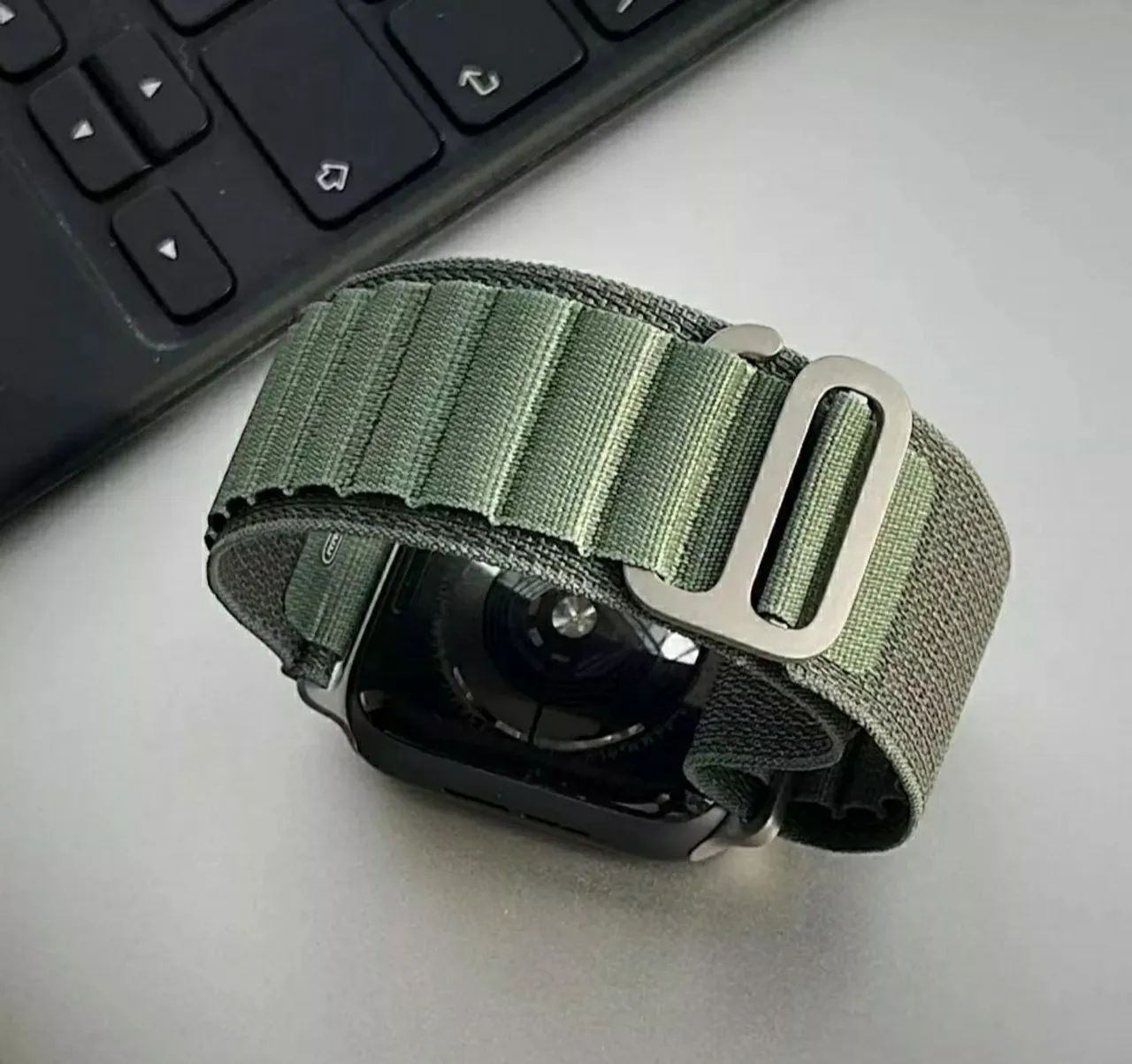 Pulseira Alpino Loop Compatível com APPLE WATCH, linha ULTRA e linha IWO. Várias Cores - Foto 3