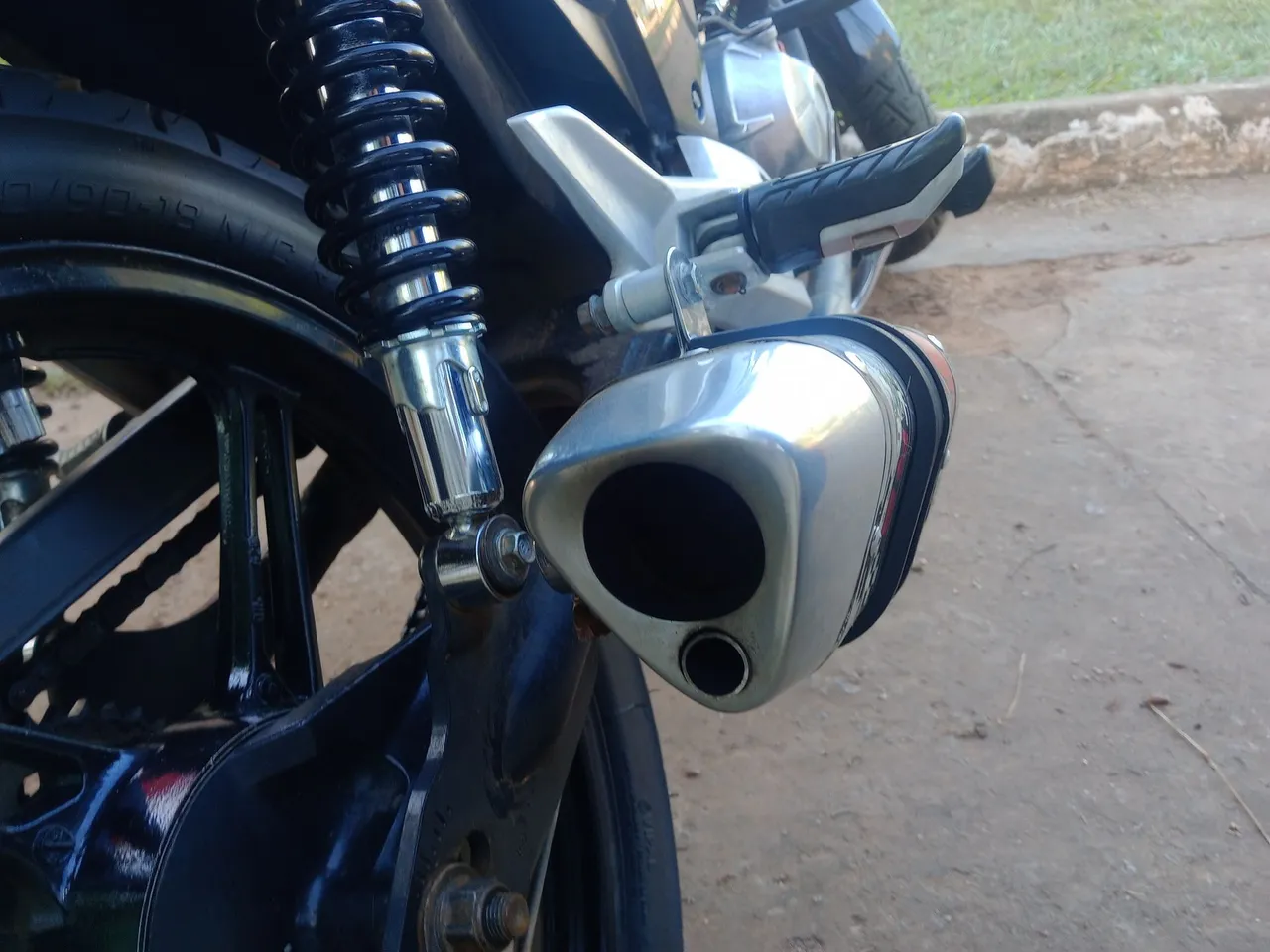 Escape Esportivo para Moto