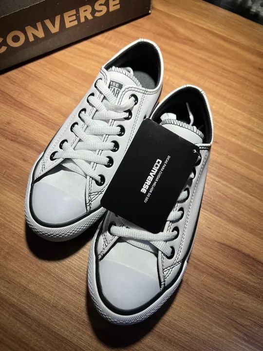 Tênis Chuck Taylor All Star Couro Cano Baixo Branco - Foto 5