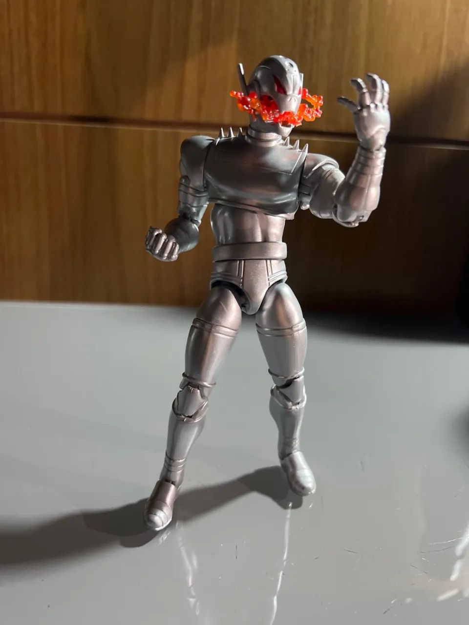 Ultron - Figura de Ação. Marvel legends - Foto 2