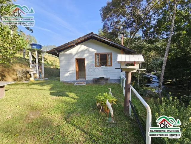 chácara com riacho e casa em santo amaro da imperatriz
