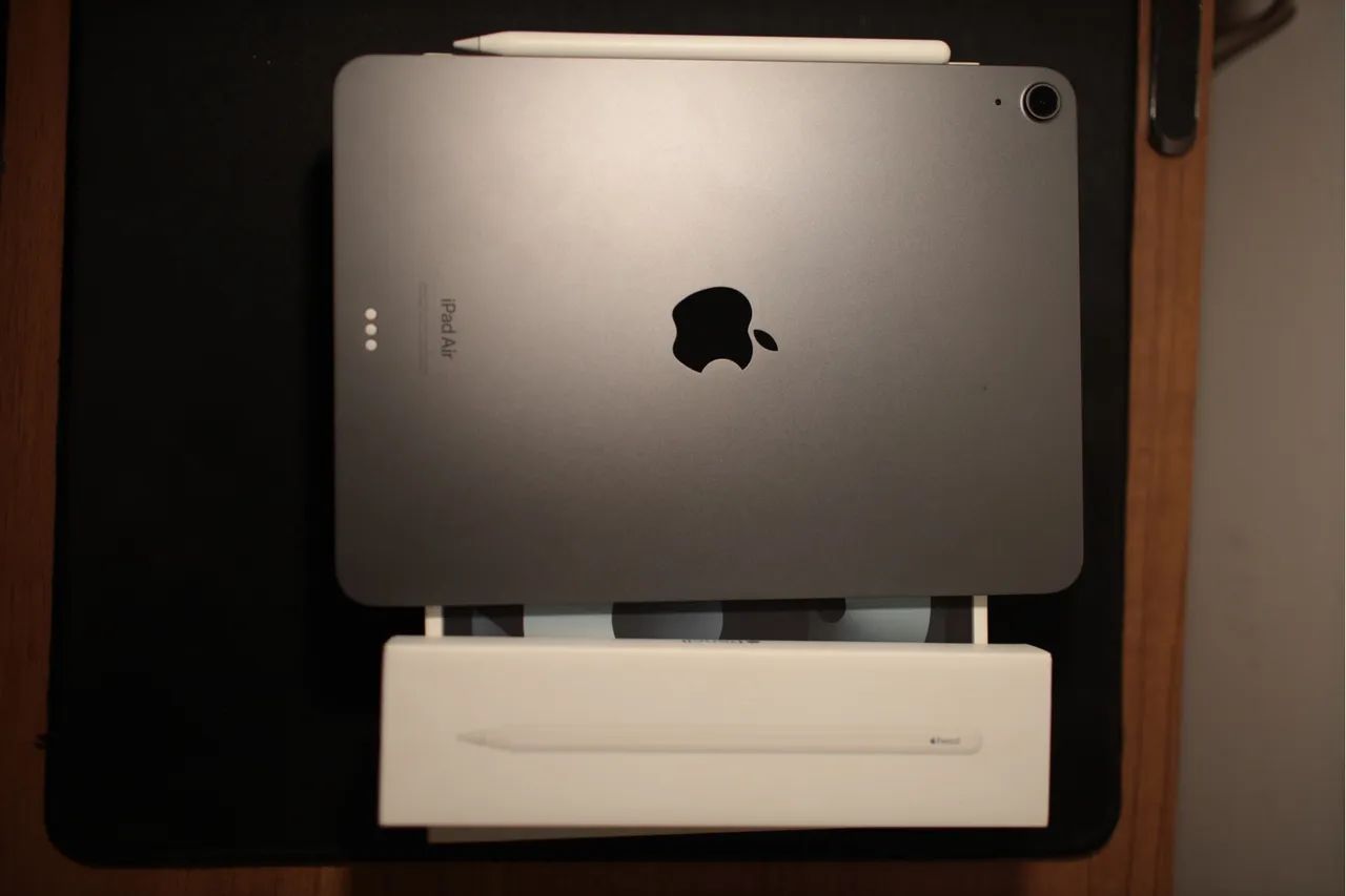 iPad Air 5 M1 256gb Preto com Apple Pencil 2 - Foto 2