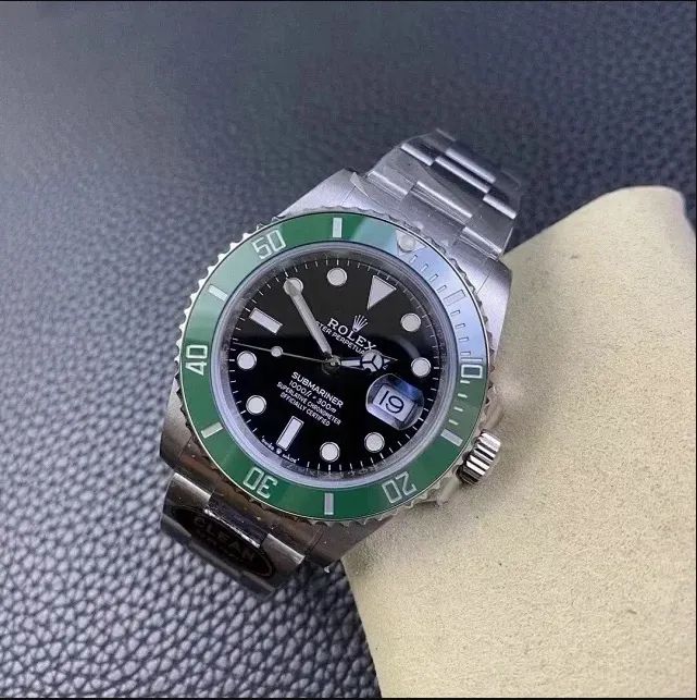 ROLEX SUBMARINER HULK - CLONE - Foto 4