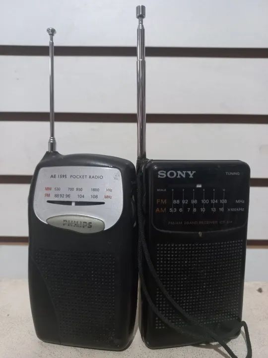 Rádios Portáteis Philips e Sony