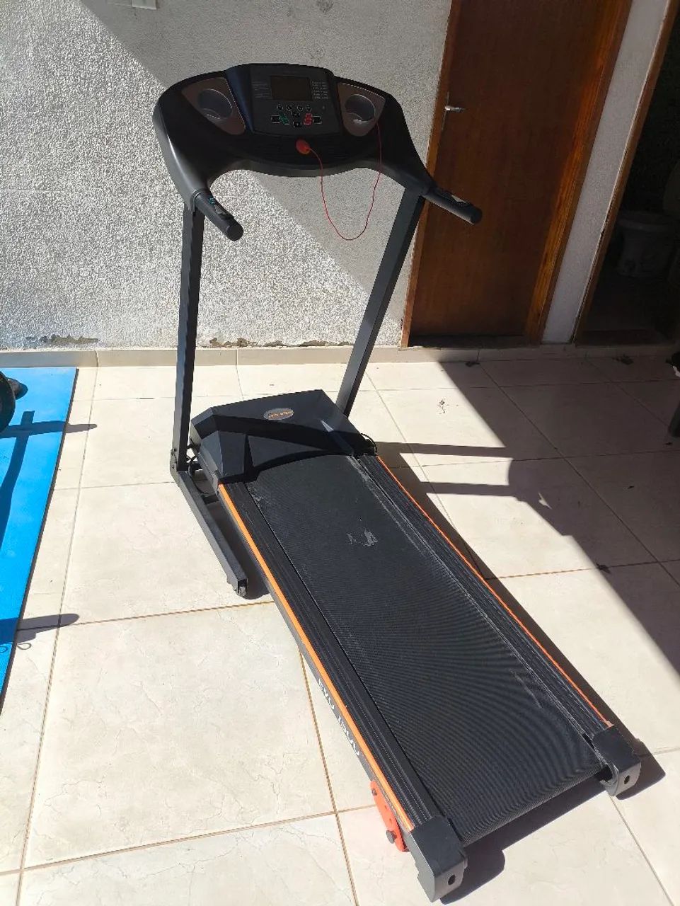 Esteira Elétrica Evolution Fitness Evo 1500 Cor Preto 220V