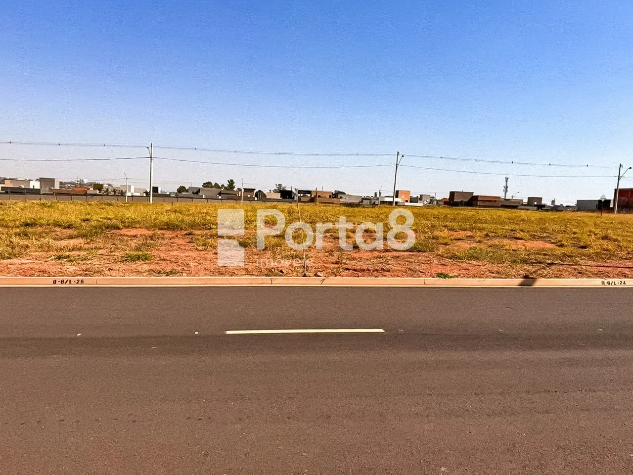 Investimento seguro e rentável: Terreno com condição especial à venda no Quinta do Lago 2!