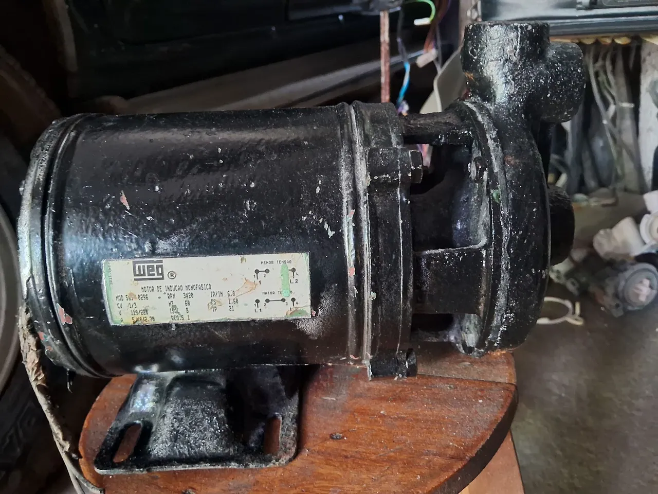 Motor de Indução Monofásico WEG - Potente e Eficiente!
