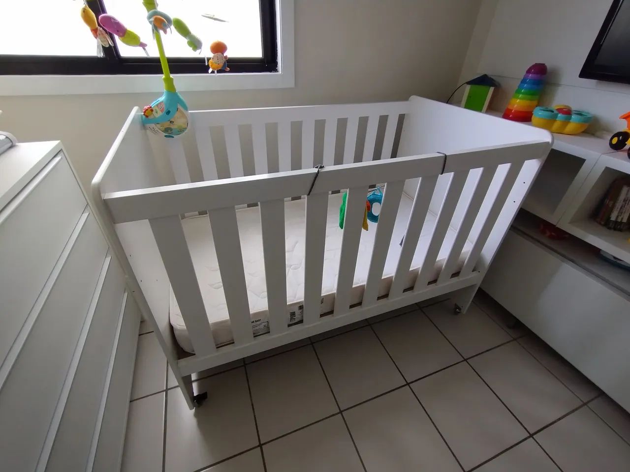 Berço e Poltrona de amamentação 