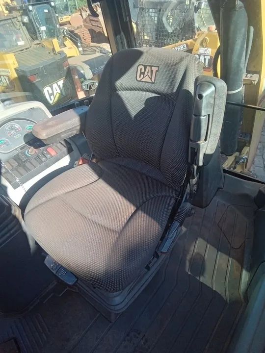 Retroescavadeira Caterpillar 416 - Foto 5