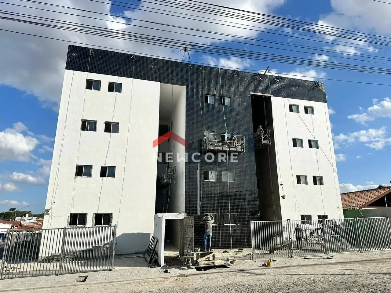 Apartamento em Rua Isabel Alexandre Bernadino - Nova Brasília - Campina Grande/PB
